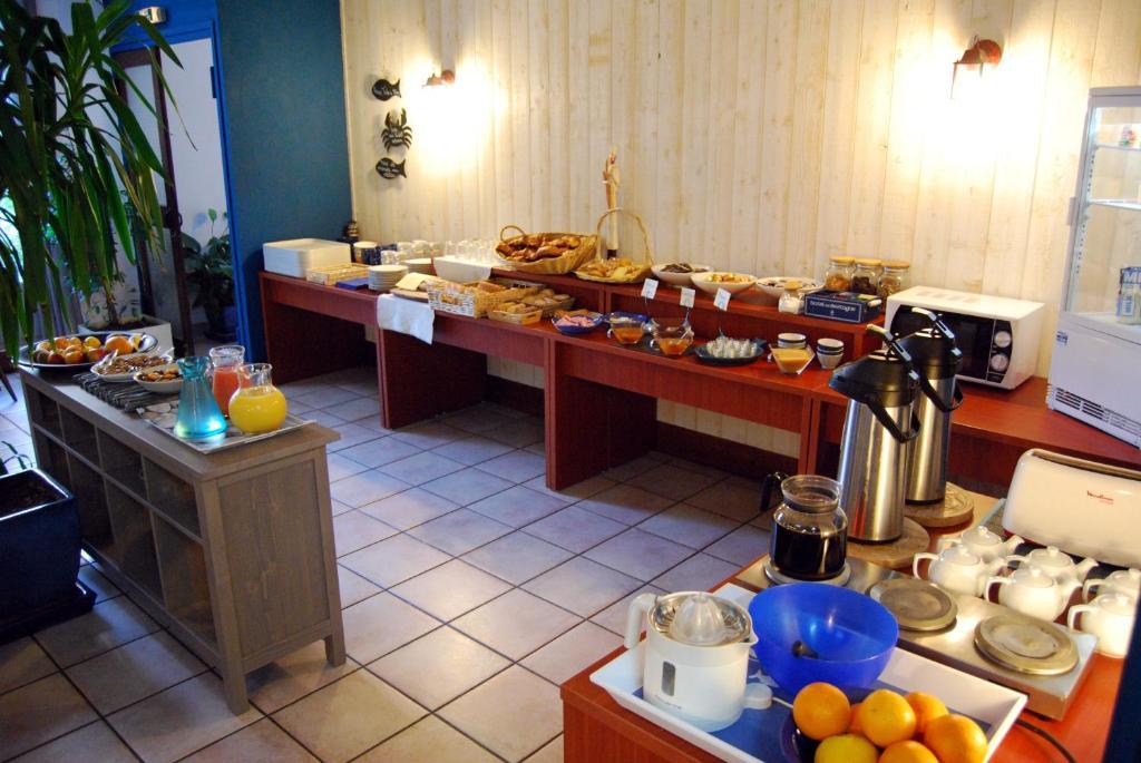 Le Bretagne - Hôtel Spa&Sauna Douarnenez Esterno foto